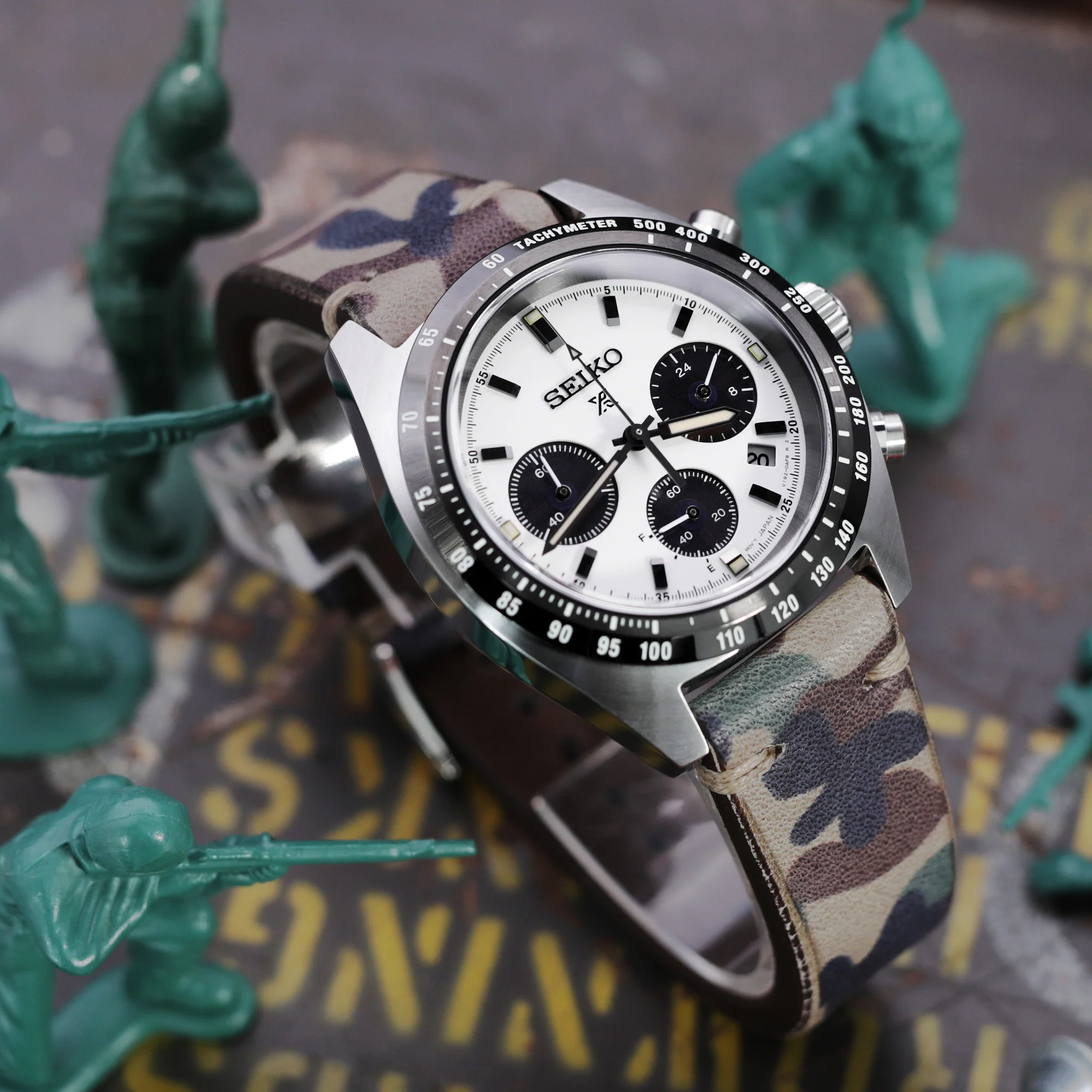 20mm MiLTAT Italian Handmade Camo Pattern Watch Strap, 16mm end, Khaki Stitching - Image 3