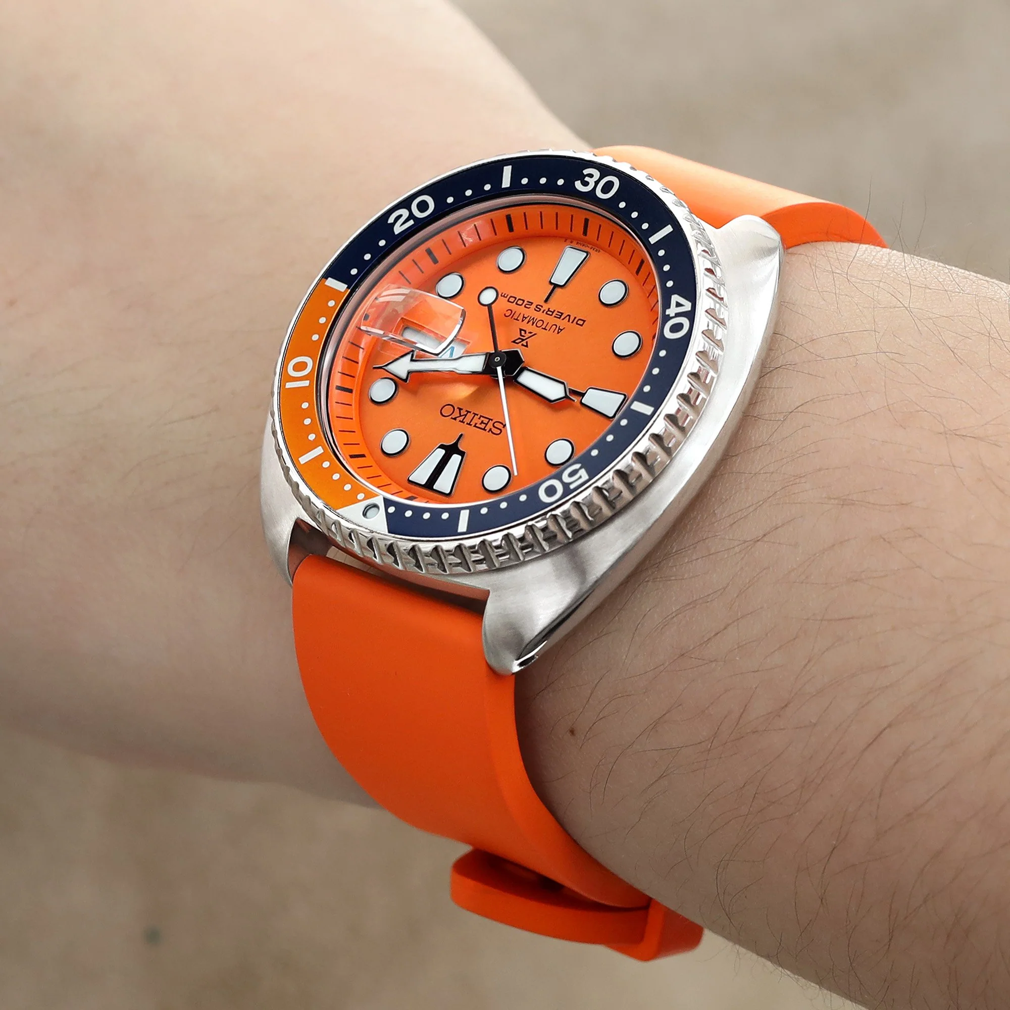 20mm or 22mm Straight End Orange FKM Rubber Quick Release Watch Band, Brushed - Image 5