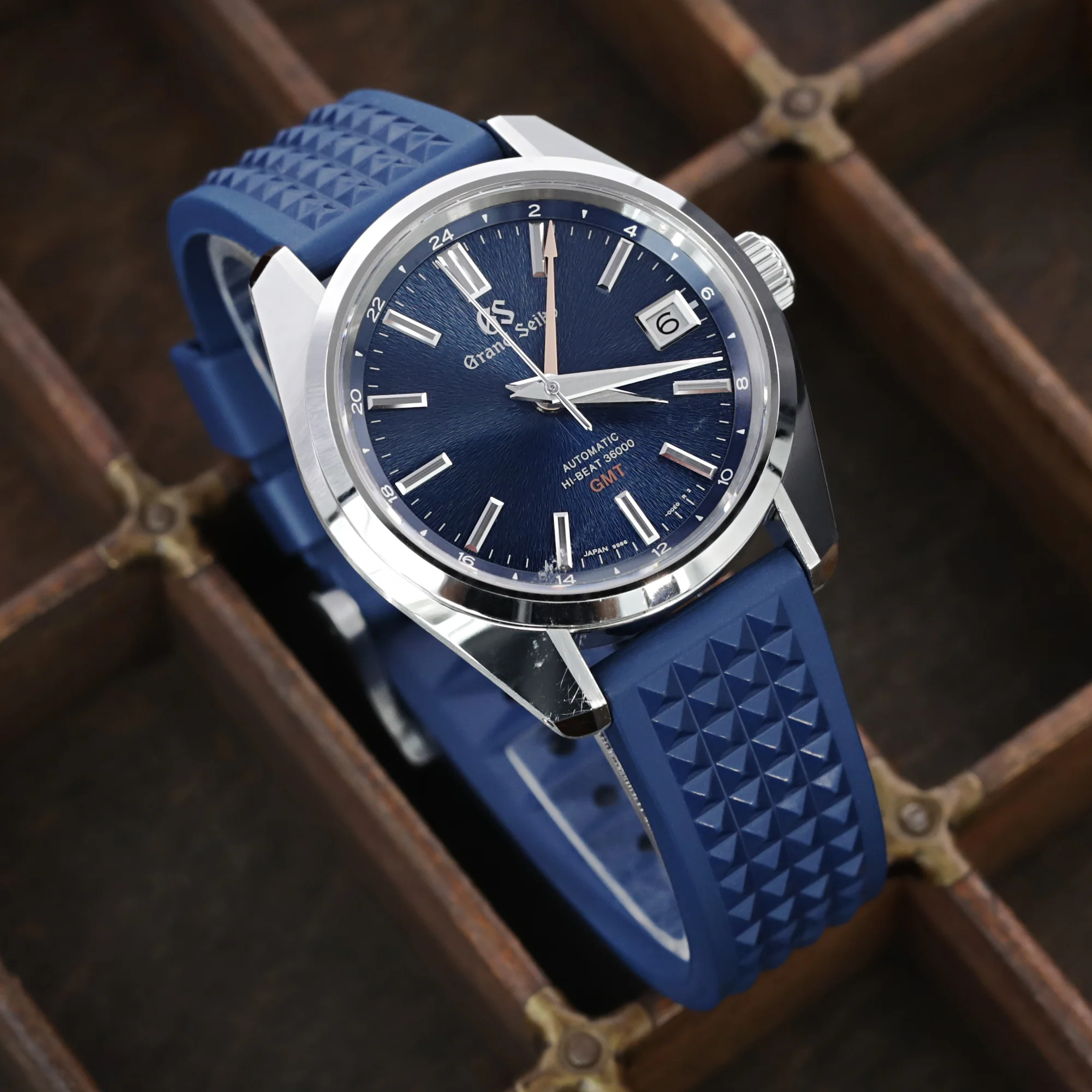 Chaffle Navy Blue FKM Rubber Waffle Watch Band 19mm 22mm - Image 3