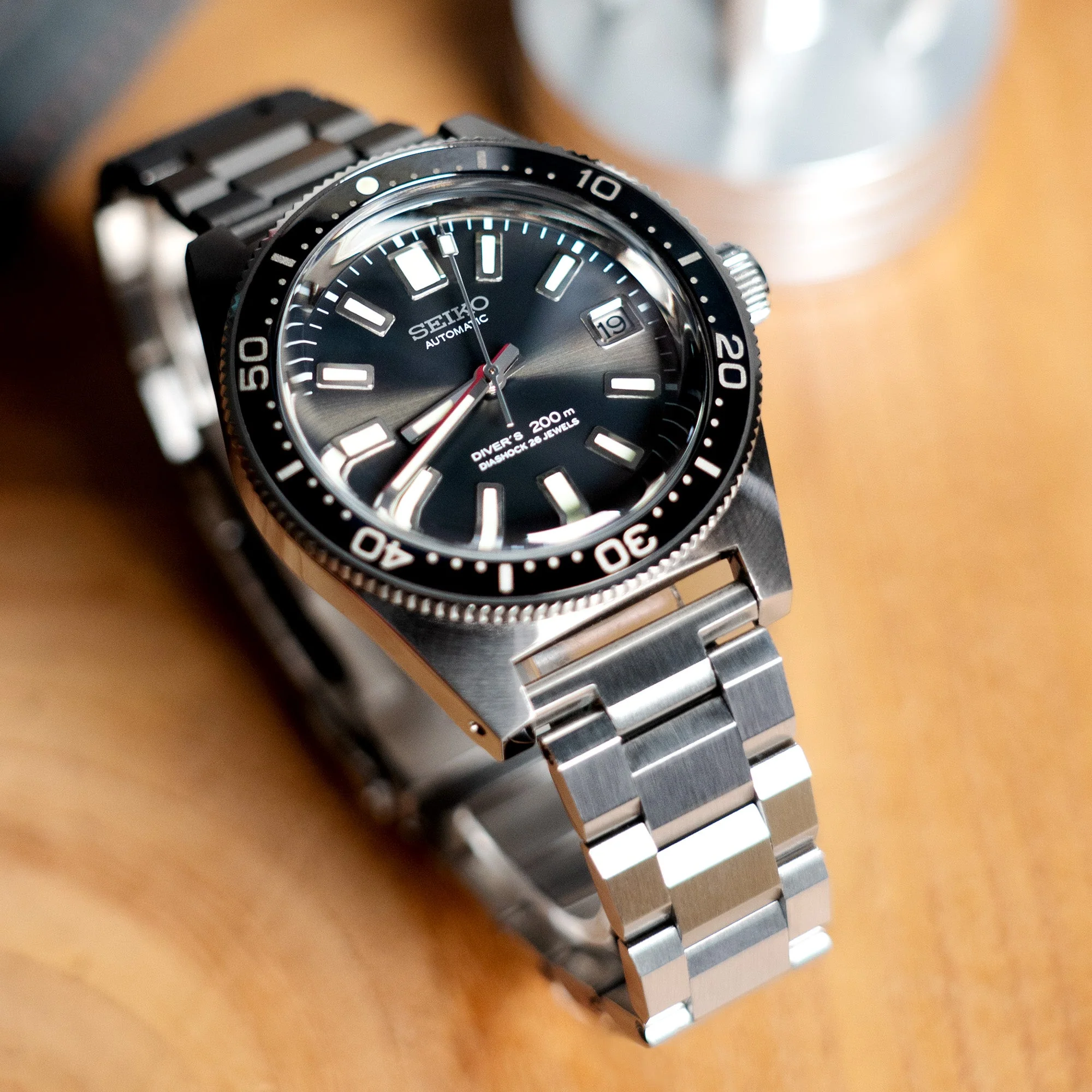 19mm Hexad III QR Watch Band Straight End Quick Release, 316L Stainless Steel Brushed V-Clasp - Image 4